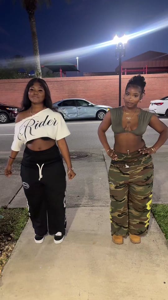 Post 7 by ⚡️🍬Official.Brii🍬⚡️ on TikTok (video)