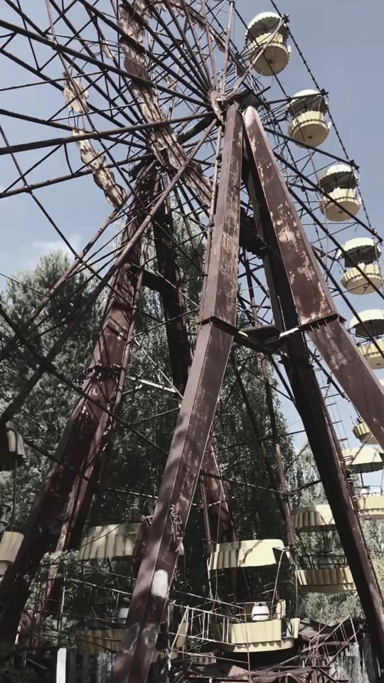 Post 8 by Random on TikTok (video)