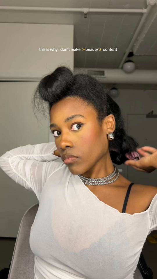 Post 4 by Tashé The Nail Girl on TikTok (video)