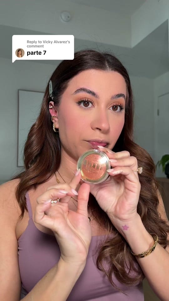 Post 7 by Vicky Alvarez on TikTok (video)