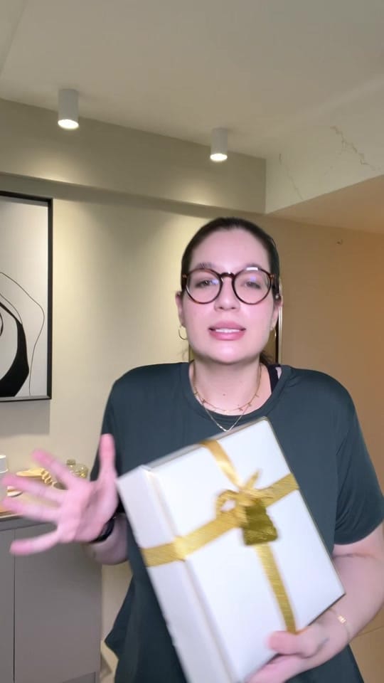 Post 4 by Isadora Sousa - Maquiadora on TikTok (video)