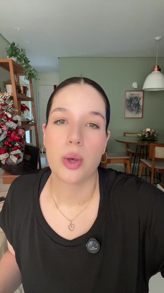 Post 5 by Isadora Sousa - Maquiadora on TikTok (video)