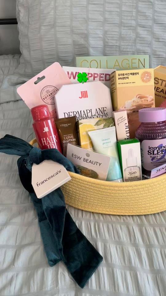 Post 8 by Your Bestie Jenna on TikTok (video)