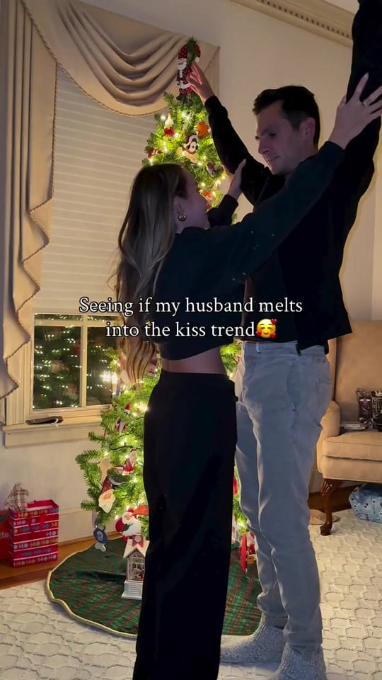 Post 1 by itsninacoates on TikTok (video)