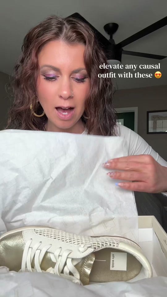 Post 2 by Denielle on TikTok (video)