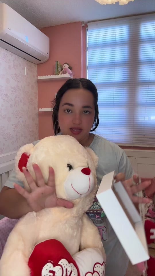 Post 6 by Valerie Marrero| Girl Mom 🤰🏻 on TikTok (video)