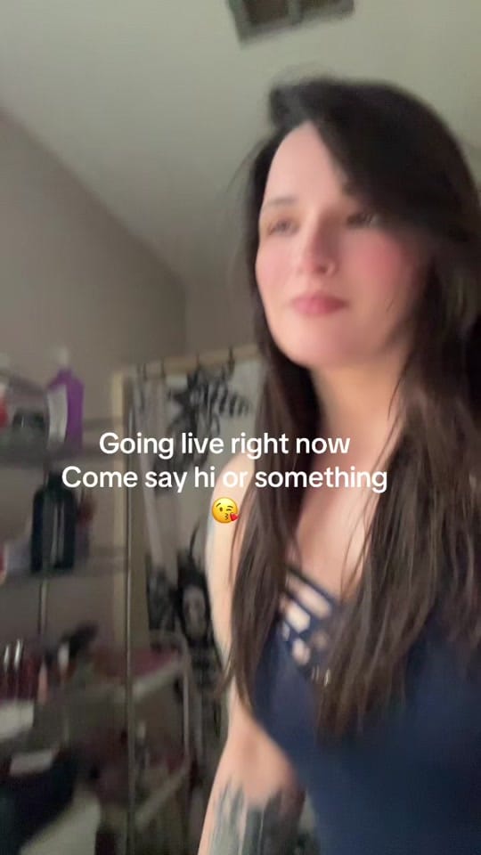 Post 1 by Chelseaintheskyy on TikTok (video)