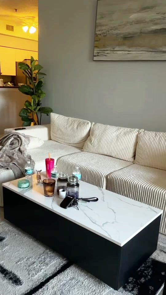 Post 3 by iulia 💗 on TikTok (video)