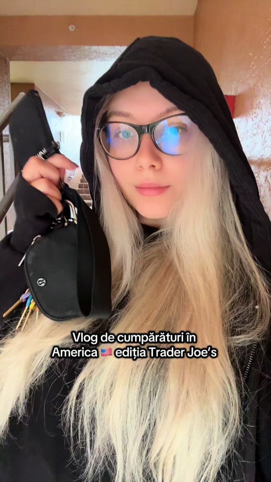 Post 4 by iulia 💗 on TikTok (video)