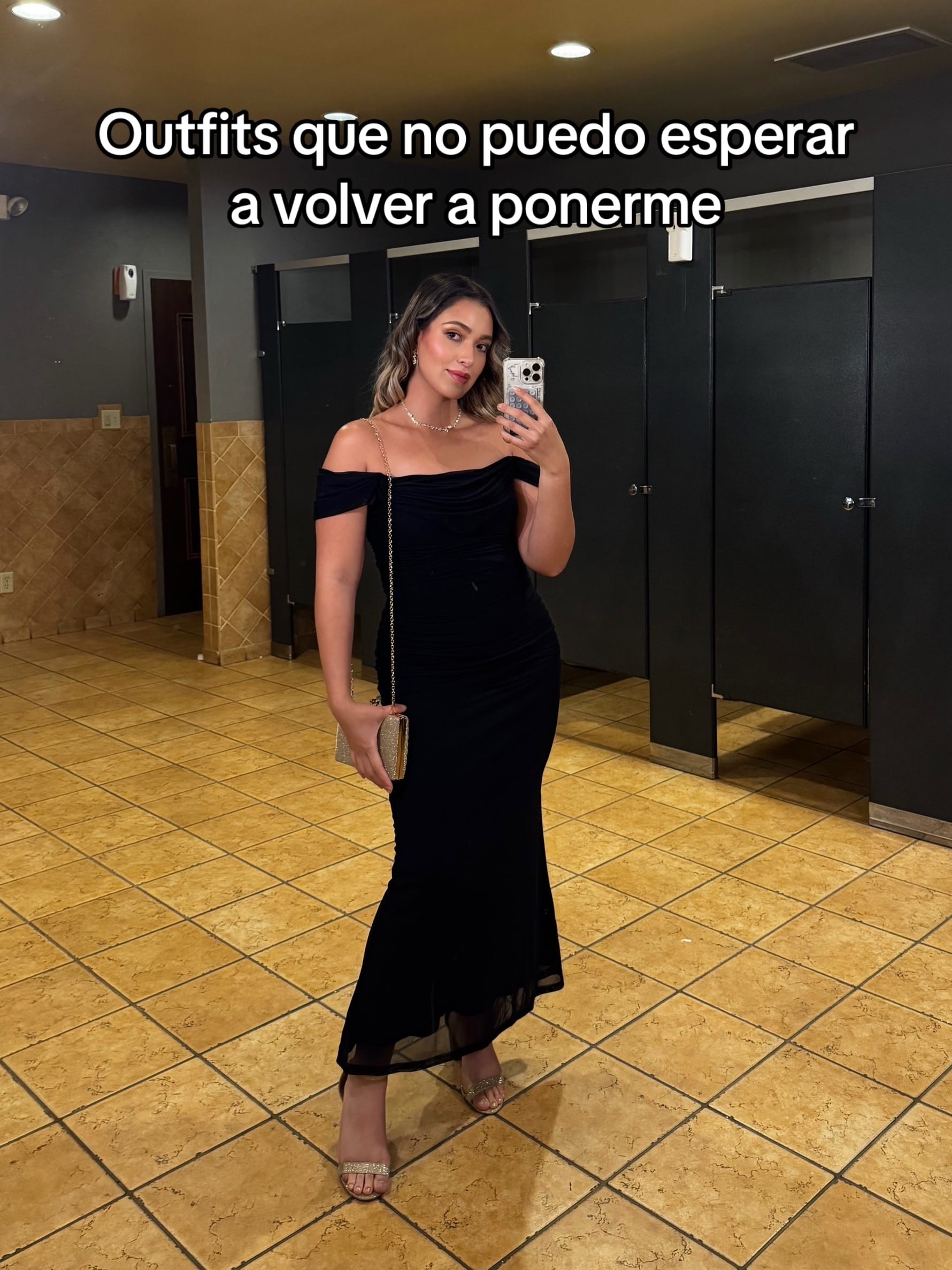 Post 7 by Paula| Chicago Content Creator on TikTok (video)
