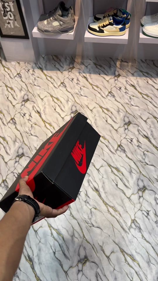 Post 3 by beckysneakers.np on TikTok (video)