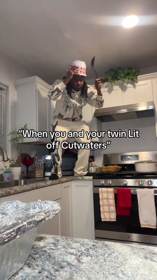 Post 6 by Bigtwinnn on TikTok (video)