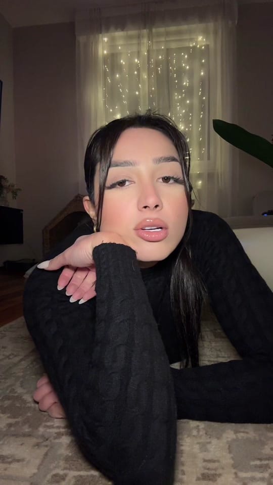 Post 10 by VenusAziz on TikTok (video)
