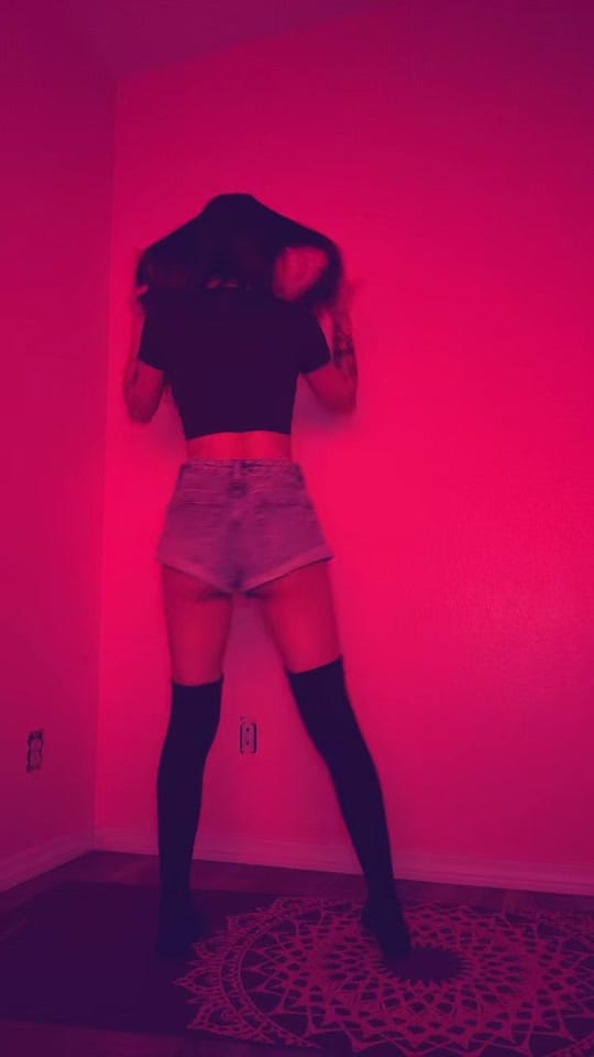 Post 3 by lifeofkimmy11 on TikTok (video)