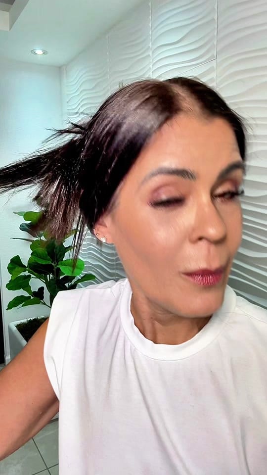 Post 9 by Dimelo A Colores on TikTok (video)