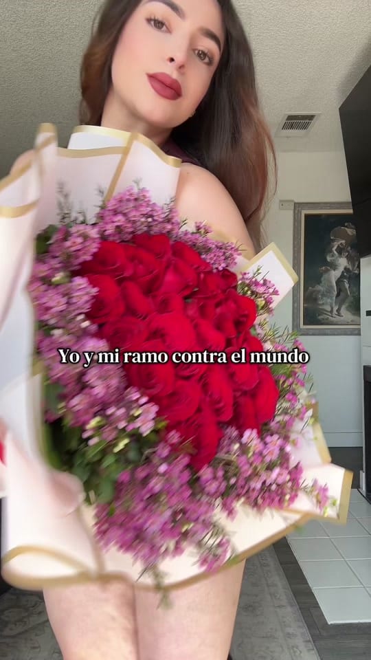 Post 9 by Mariana :) on TikTok (video)