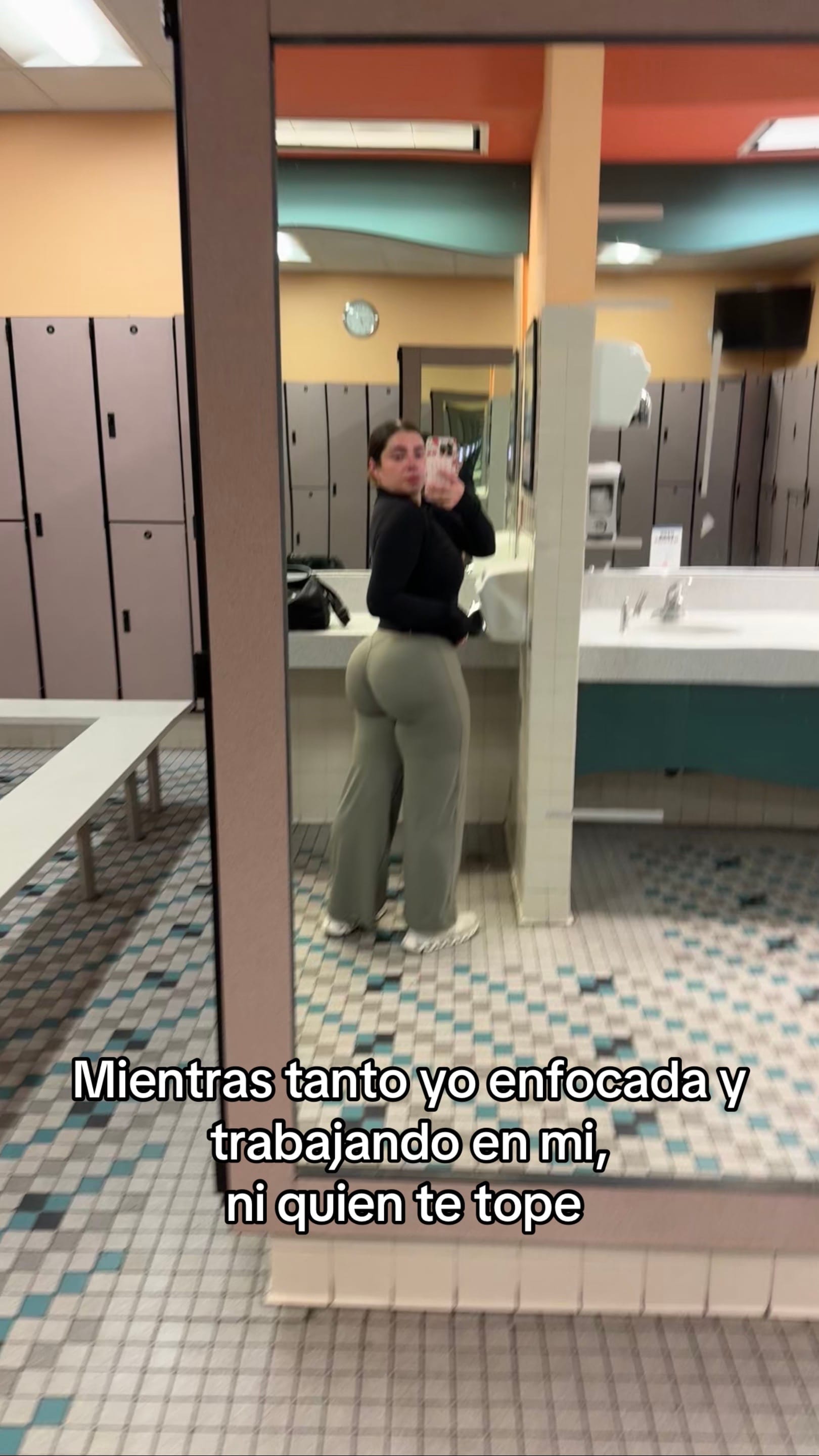 Post 8 by Mariana :) on TikTok (video)