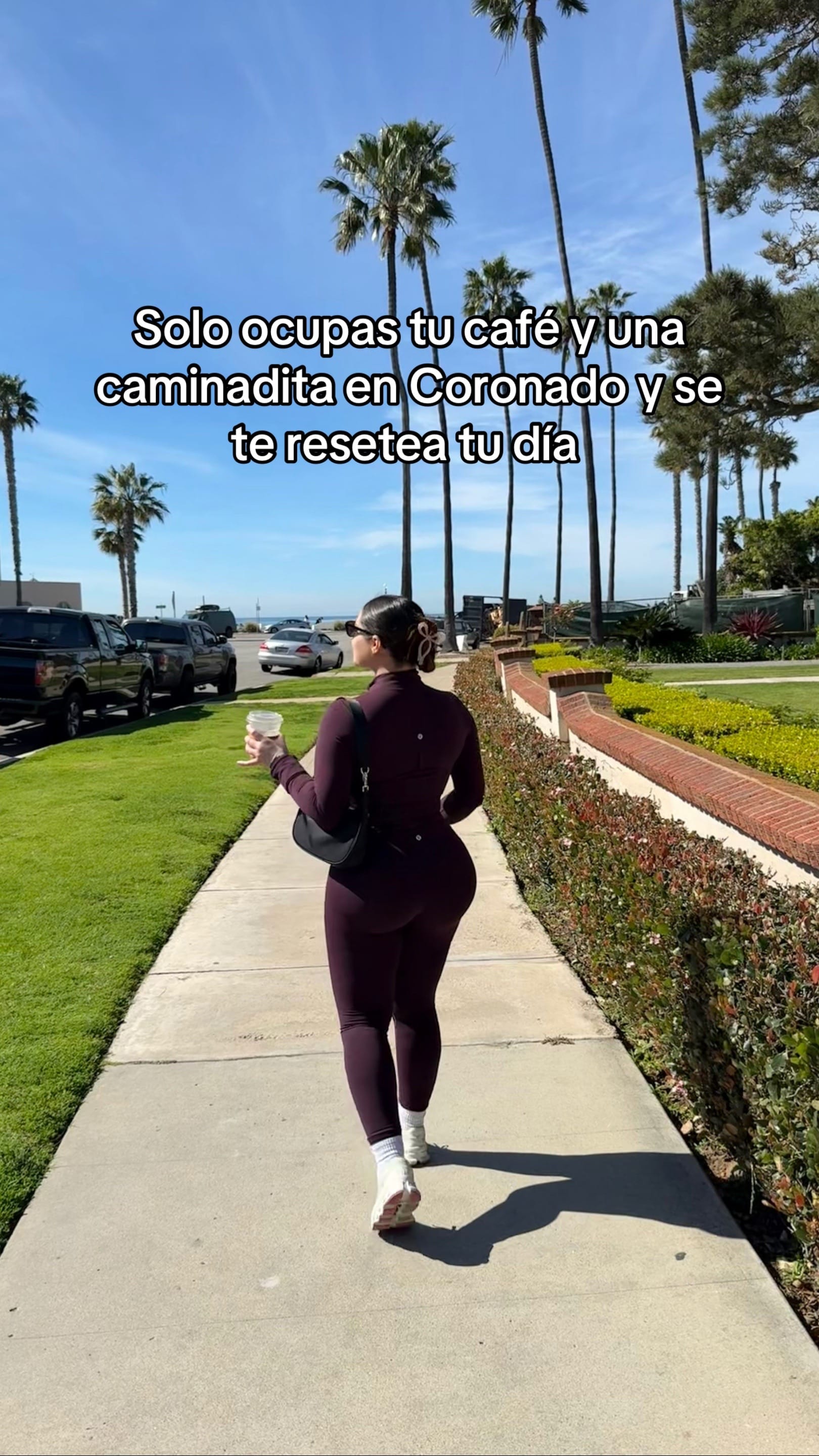 Post 4 by Mariana :) on TikTok (video)