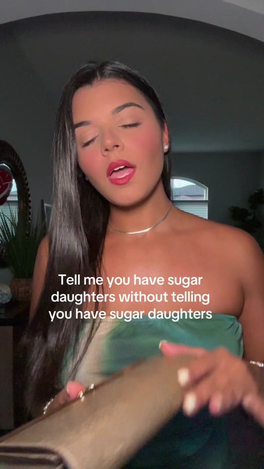 Post 10 by Tatiana on TikTok (video)