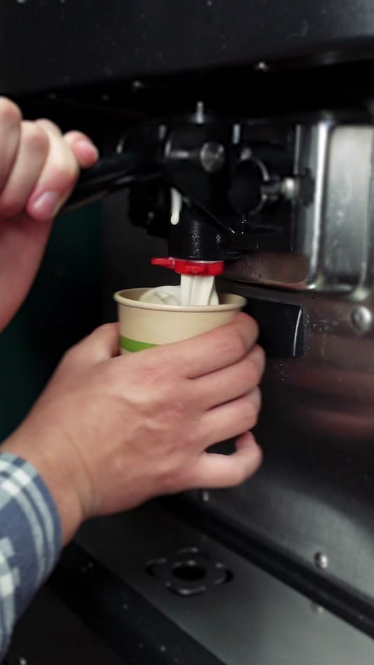 Post 10 by eatmamahuhu on TikTok (video)
