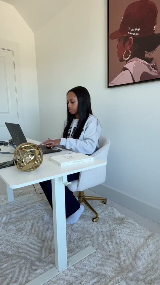 Post 5 by Amber | The Tech Nurse 🩺 on TikTok (video)