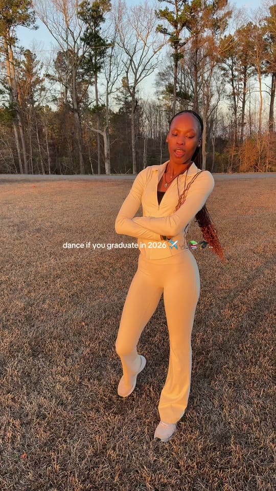 Post 1 by Tatiyana SN✩ on TikTok (video)