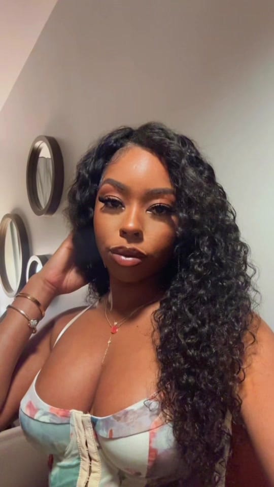 Post 5 by Nieya B on TikTok (video)