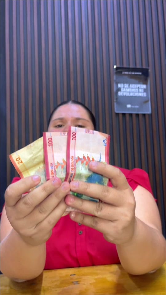Post 9 by Outlet Usa Store on TikTok (video)
