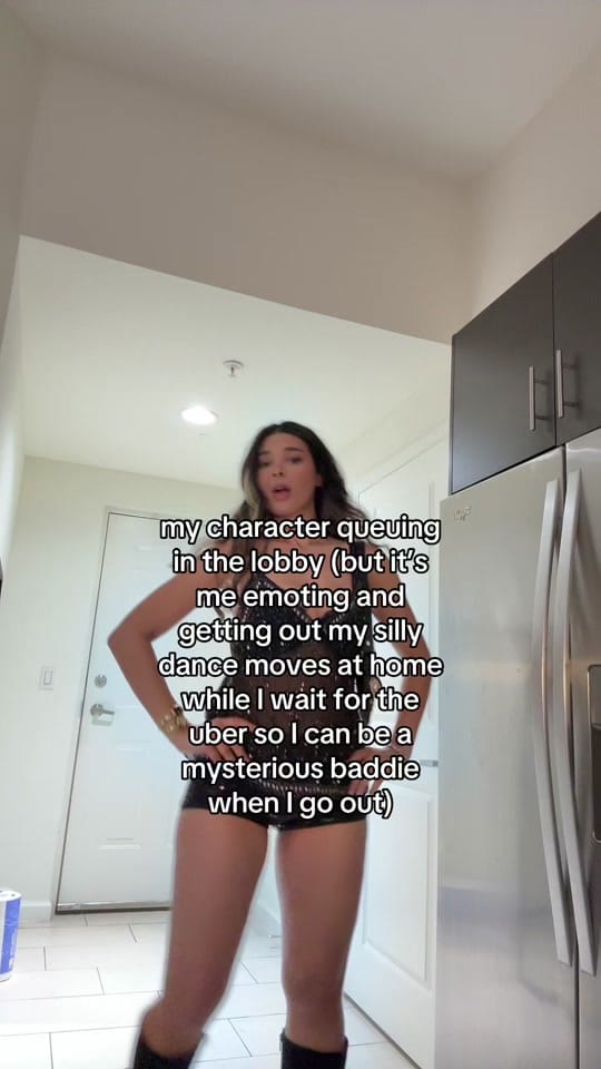 Post 8 by Amna on TikTok (video)