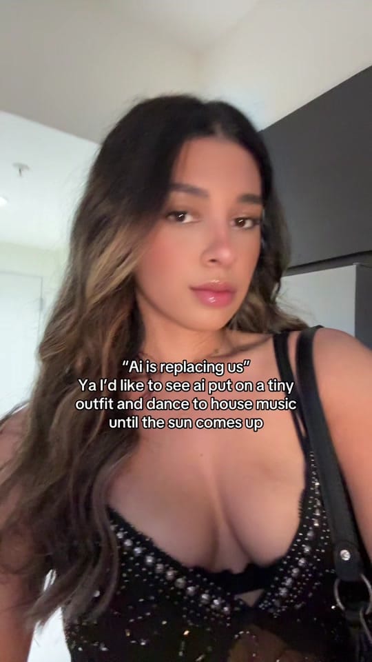 Post 6 by Amna on TikTok (video)