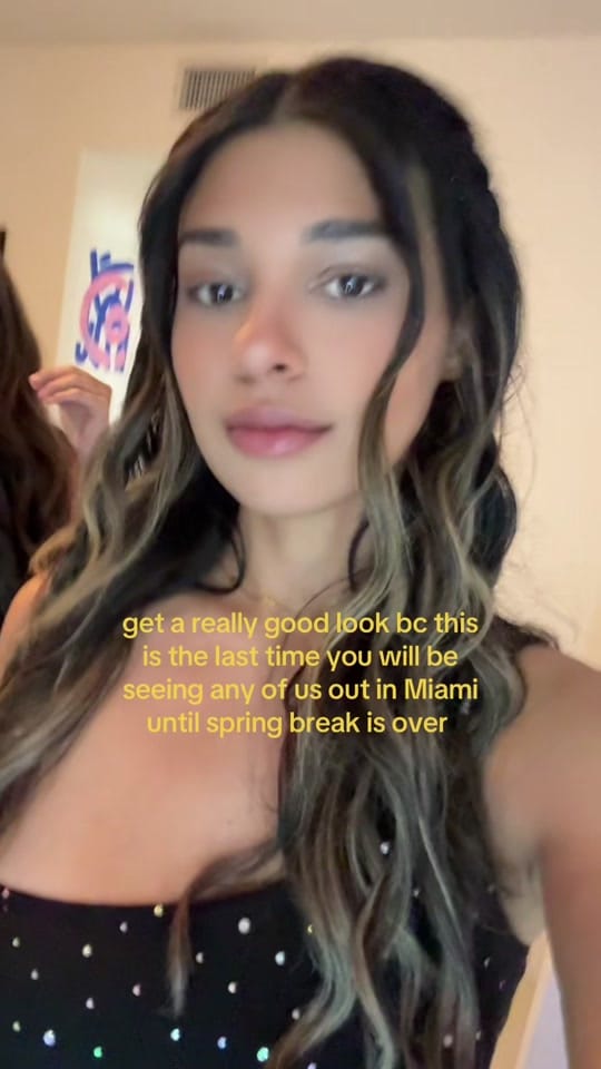 Post 2 by Amna on TikTok (video)