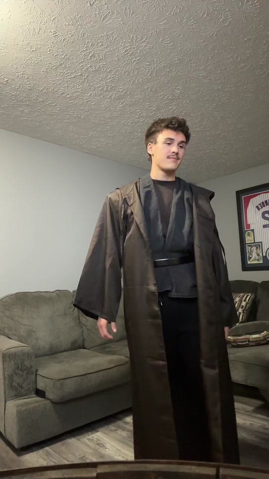 Post 2 by Ryan H - The Art Dart on TikTok (video)