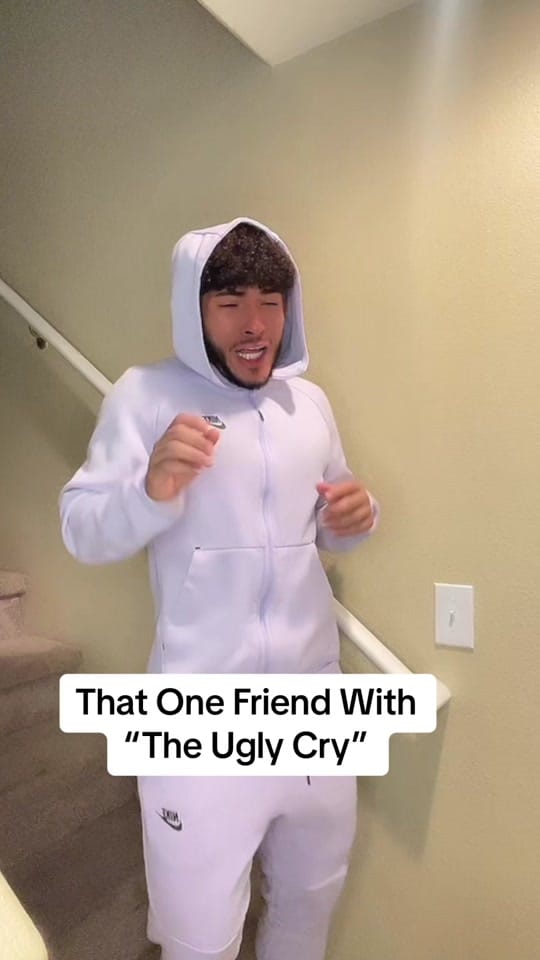 Post 6 by Angel Nazario on TikTok (video)