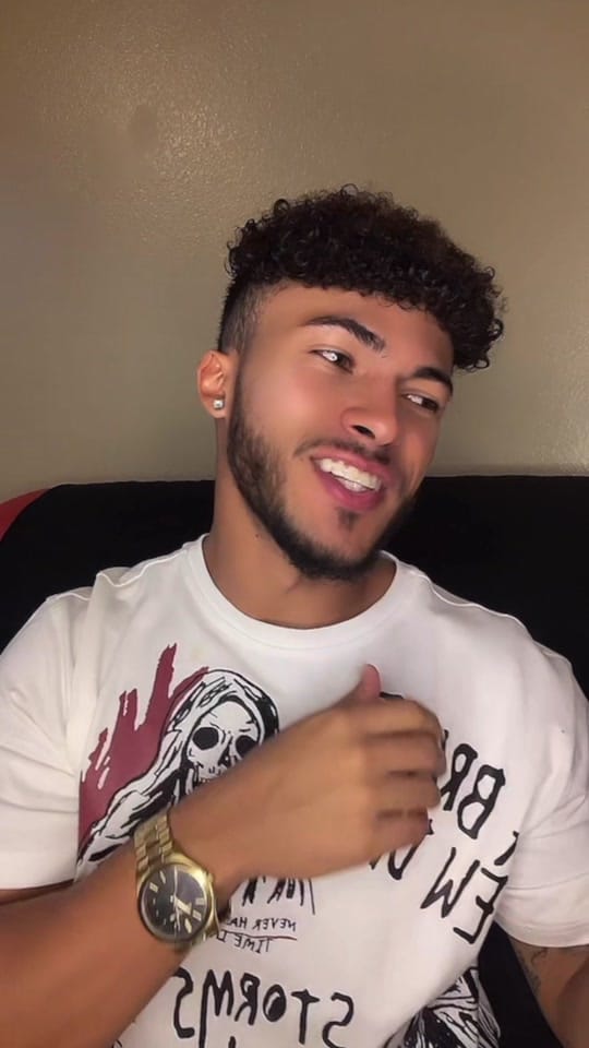 Post 8 by Angel Nazario on TikTok (video)