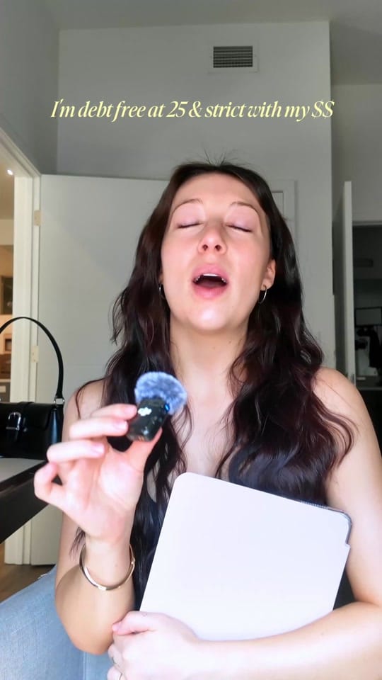Post 6 by Isabella Lanter on TikTok (video)