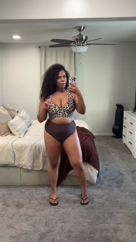 Post 4 by Tazsmine on TikTok (video)