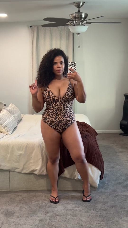 Post 5 by Tazsmine on TikTok (video)
