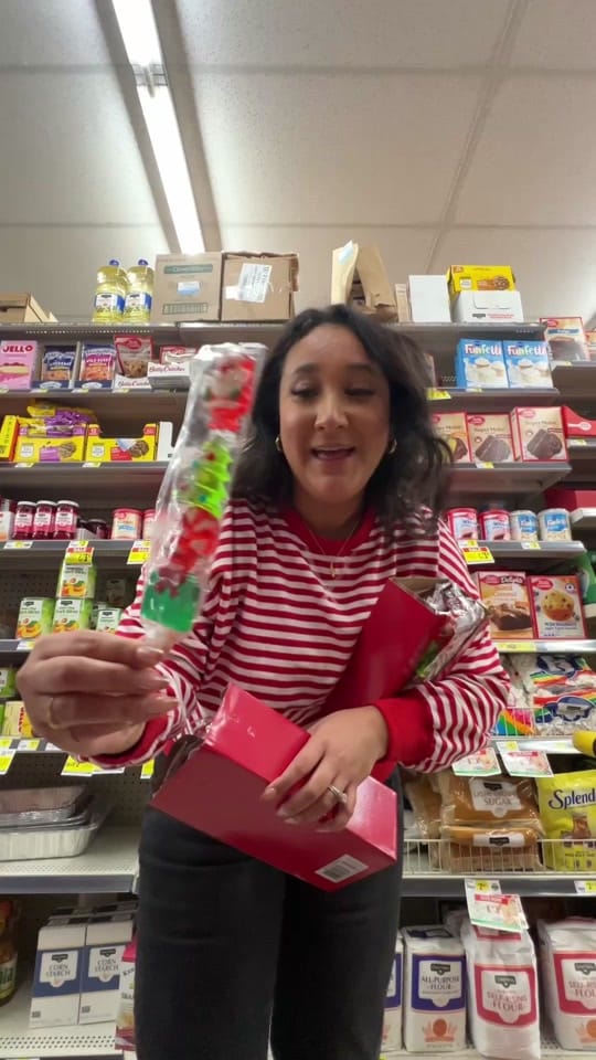 Post 4 by Fizzy & Poppin on TikTok (video)