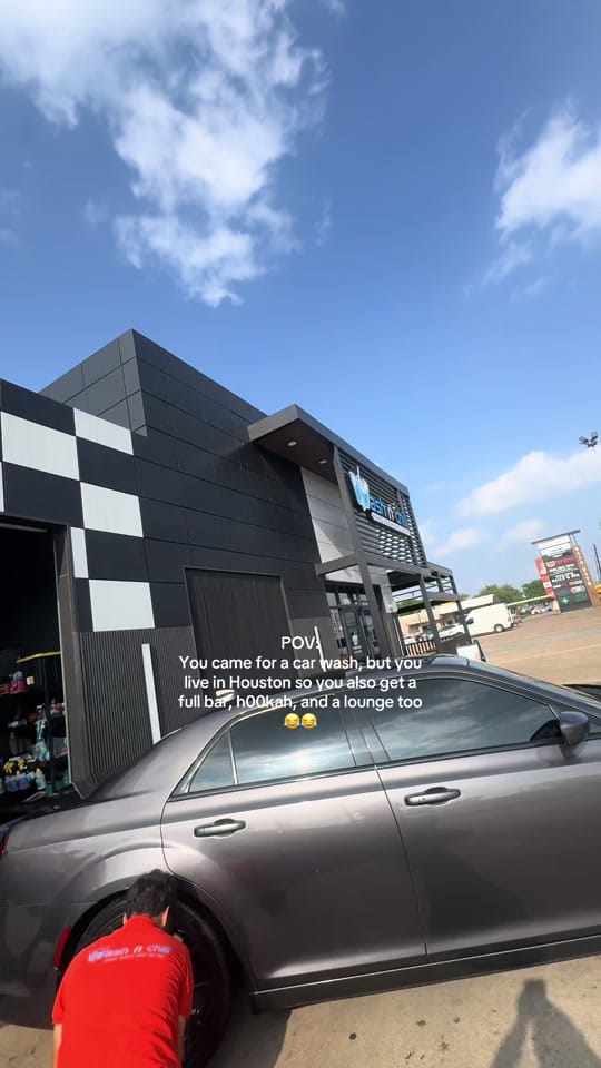 Post 10 by YAYAS on TikTok (video)