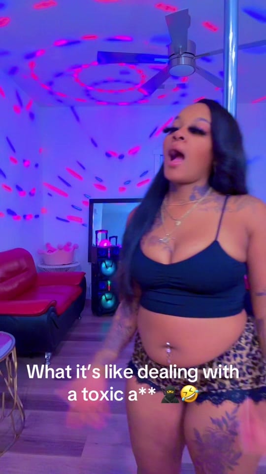Post 6 by Dannidann on TikTok (video)