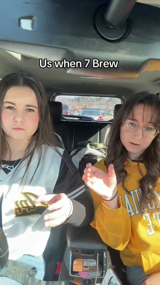 Post 1 by Emily🎀 on TikTok (video)