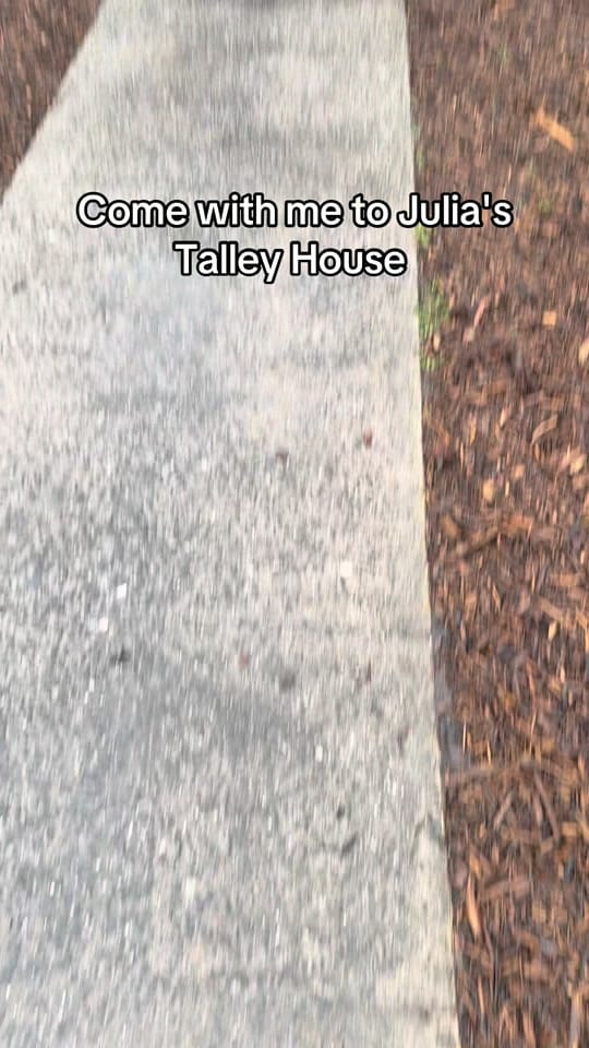 Post 7 by Emily🎀 on TikTok (video)