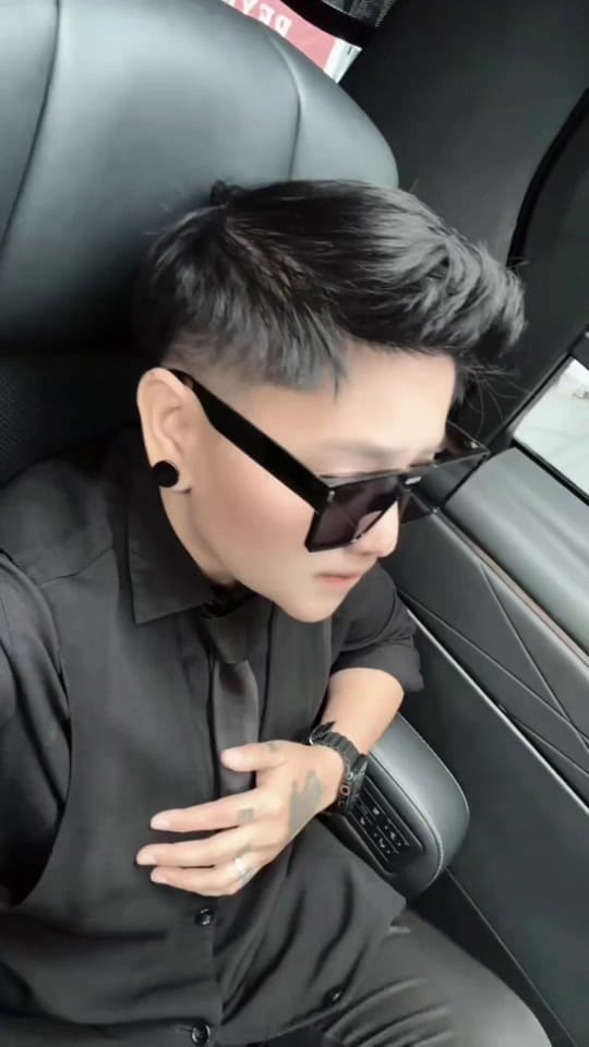 Post 10 by Biian Lova on TikTok (video)
