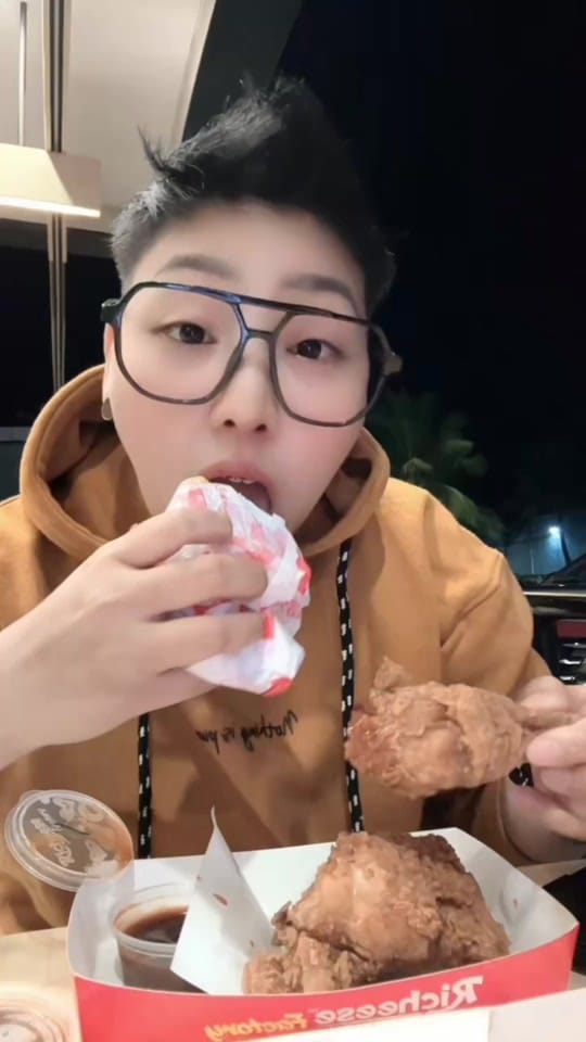 Post 9 by Biian Lova on TikTok (video)