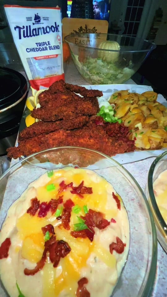 Post 7 by SirrahEatz | Wife. Mom. Foodie on TikTok (video)