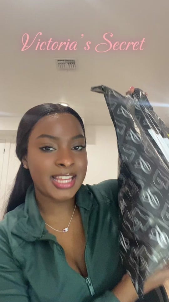 Post 7 by Katy De Luna 🪄🪽🍸🎱 on TikTok (video)