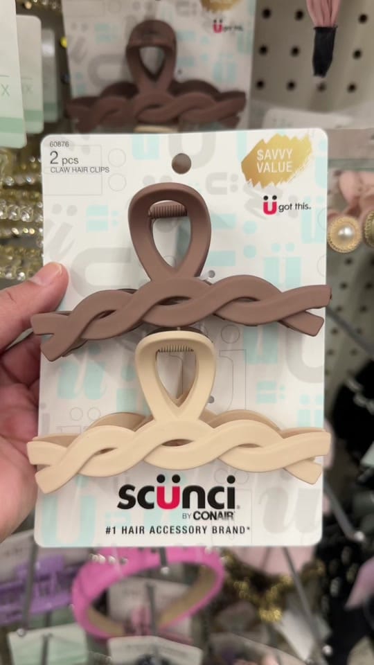 Post 5 by lulu tovar🎀💕 on TikTok (video)