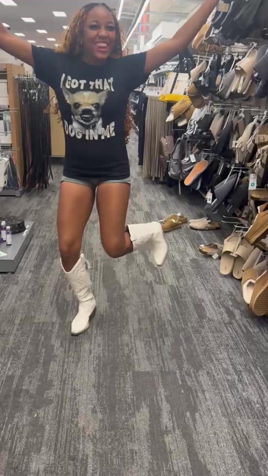 Post 8 by Ly’Net Brooks on TikTok (video)