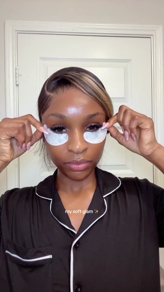 Post 2 by lizzakinss on TikTok (video)
