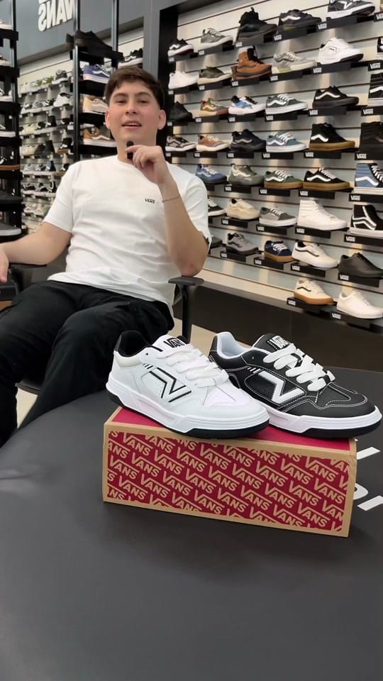 Post 10 by New York Store Paraguay on TikTok (video)